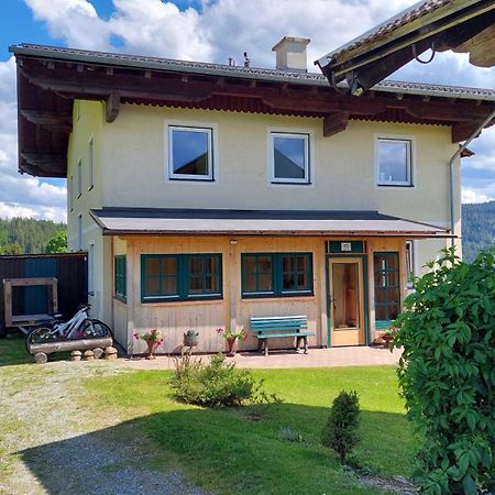 Ferienwohnung Haus Ellbrunn Filzmoos Exterior foto